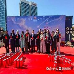 免费在线观看《当星光坠入花海》